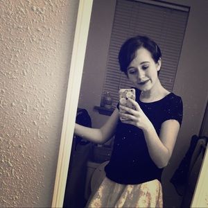 Meet your Posher, Macy